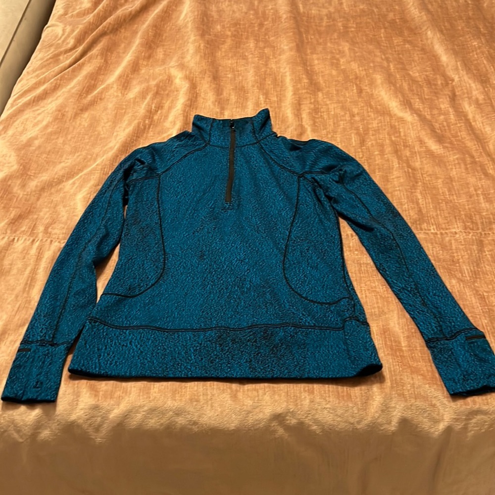Lululemon pullover